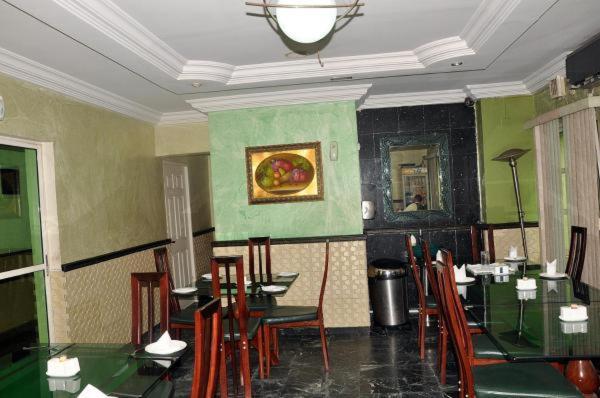 Terrace Green Hotels & Suite Lagos Bagian luar foto