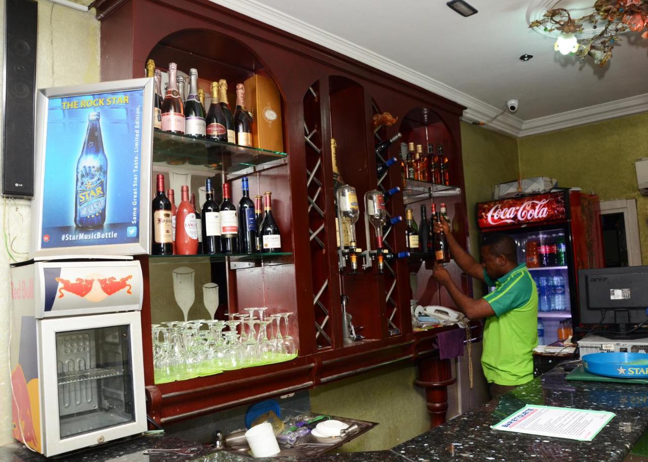 Terrace Green Hotels & Suite Lagos Bagian luar foto